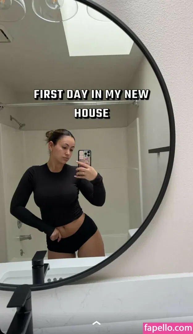 Zoe Ferguson Onlyfans Photo Gallery 