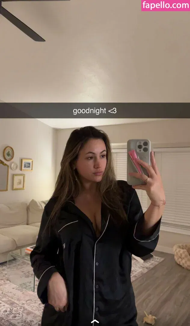 Zoe Ferguson Onlyfans Photo Gallery 