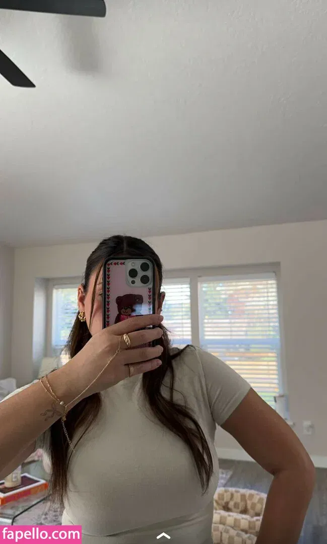 Zoe Ferguson Onlyfans Photo Gallery 