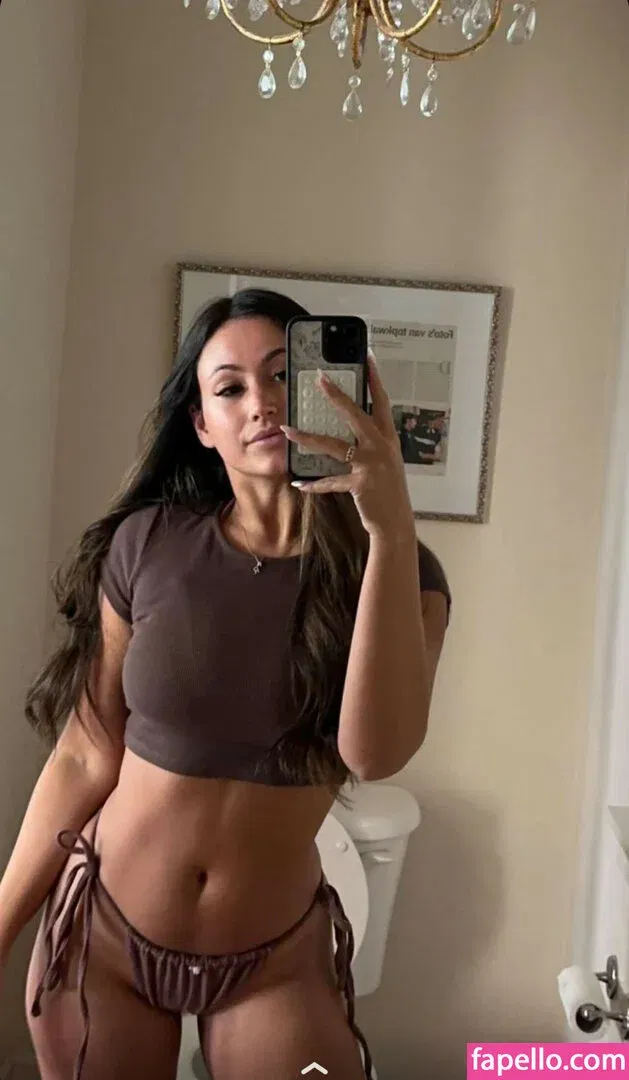 Zoe Ferguson Onlyfans Photo Gallery 