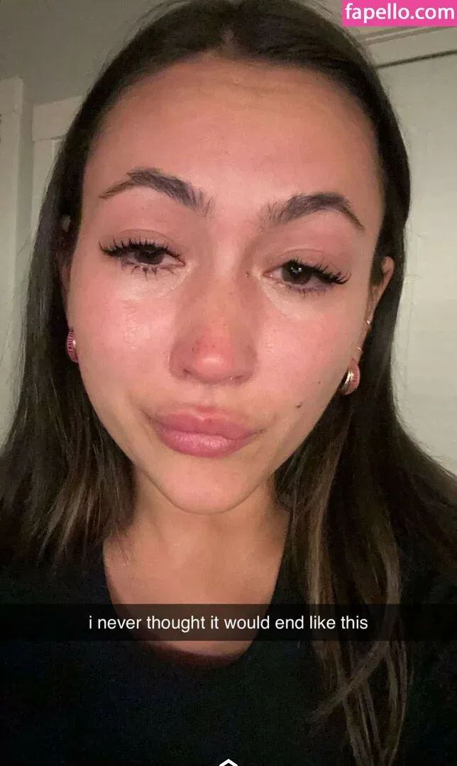 Zoe Ferguson Onlyfans Photo Gallery 