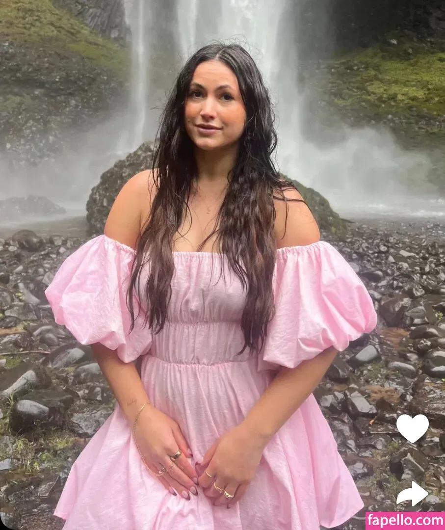 Zoe Ferguson Onlyfans Photo Gallery 