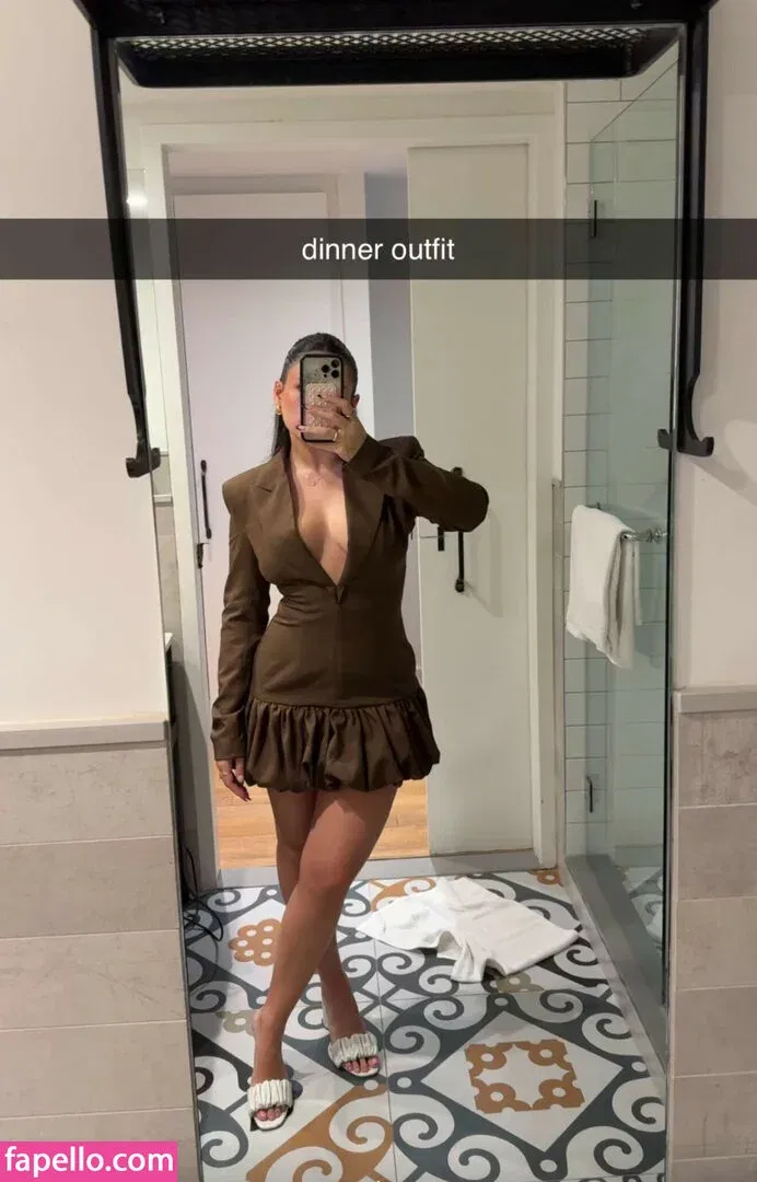 Zoe Ferguson Onlyfans Photo Gallery 