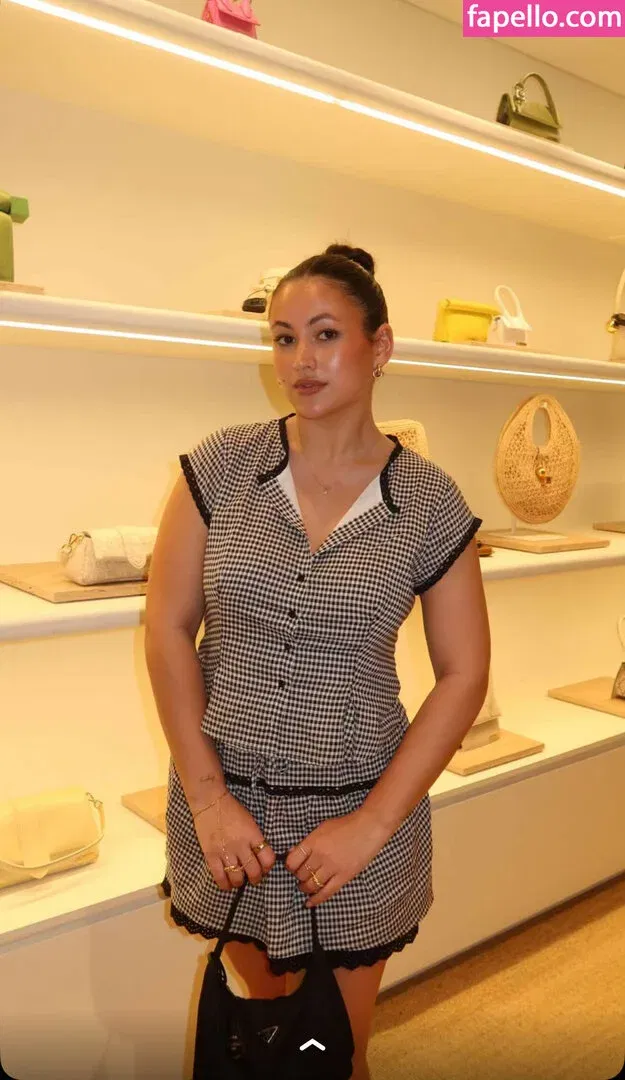 Zoe Ferguson Onlyfans Photo Gallery 