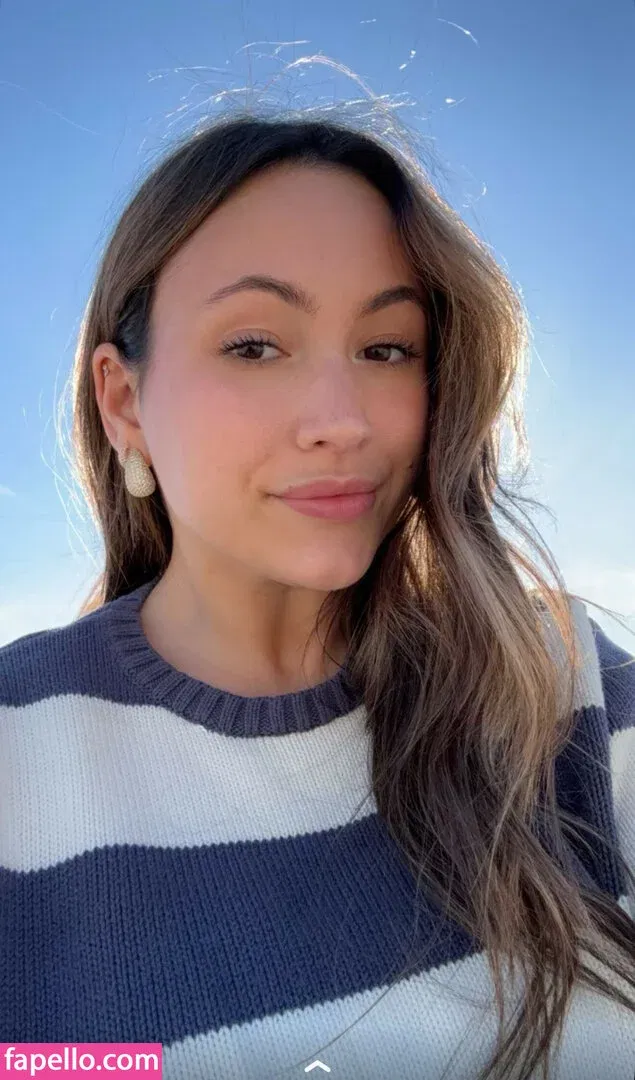 Zoe Ferguson Onlyfans Photo Gallery 