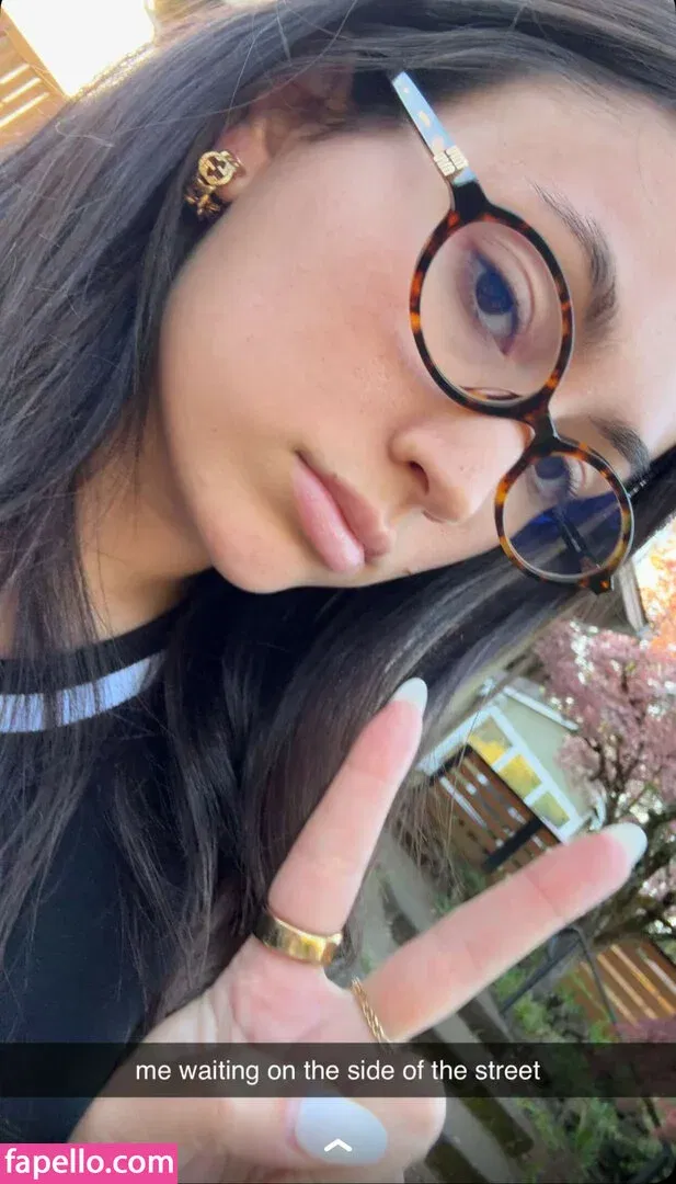 Zoe Ferguson Onlyfans Photo Gallery 