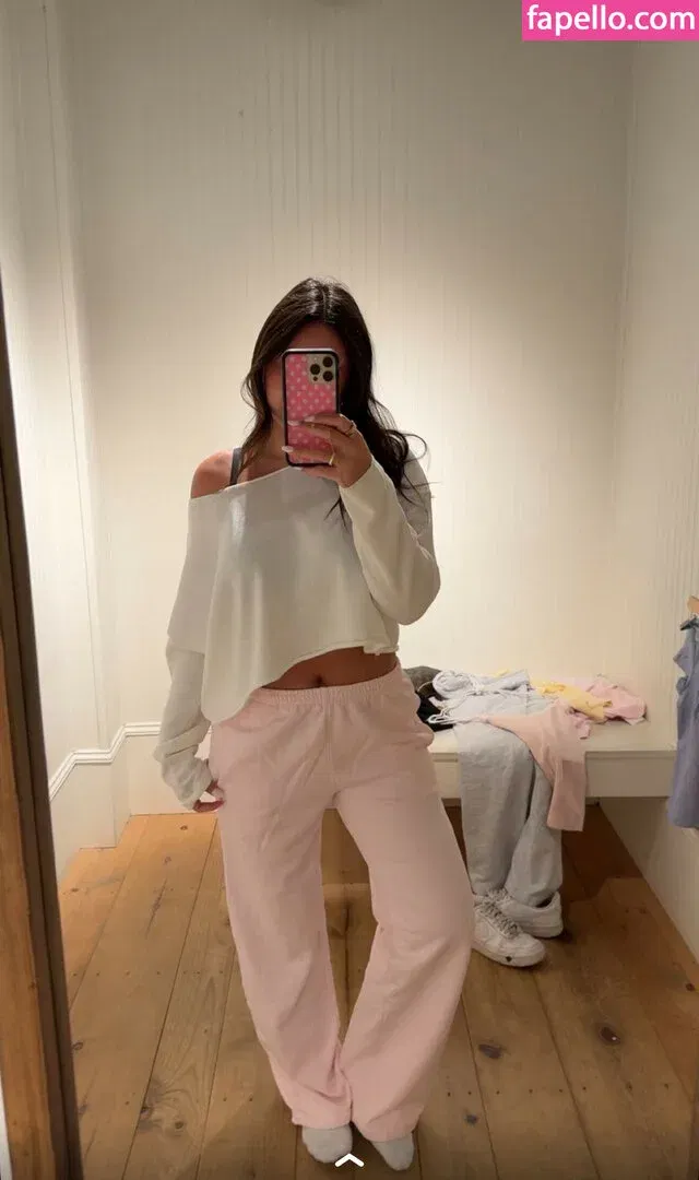 Zoe Ferguson Onlyfans Photo Gallery 