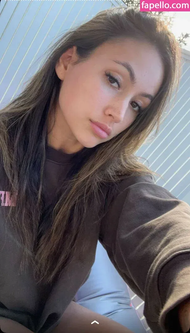 Zoe Ferguson Onlyfans Photo Gallery 