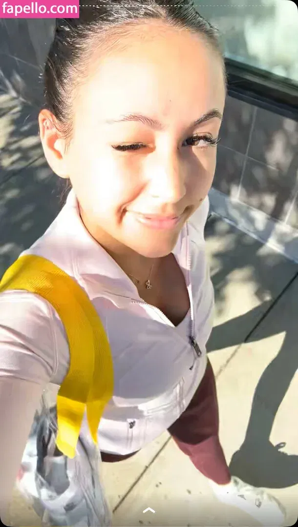 Zoe Ferguson Onlyfans Photo Gallery 