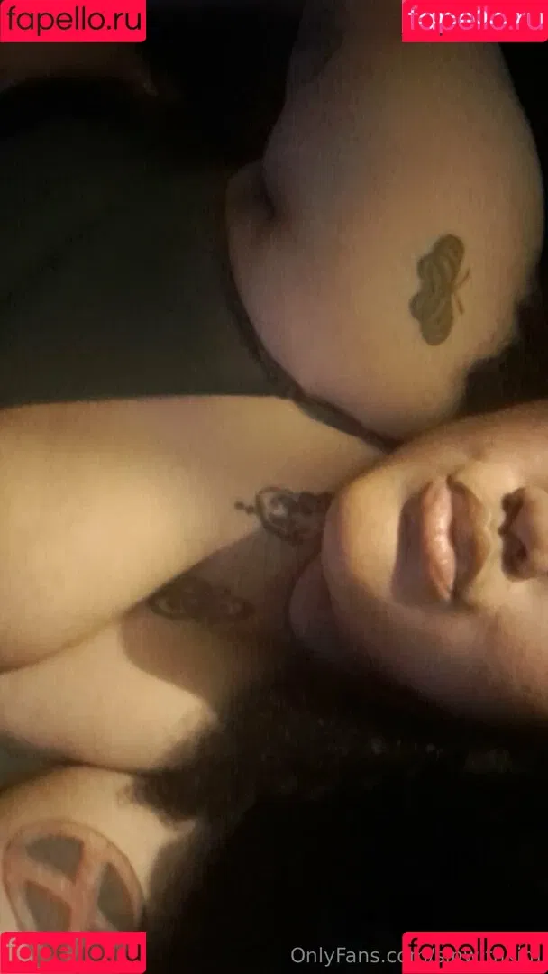 sinwithkim Onlyfans Photo Gallery 