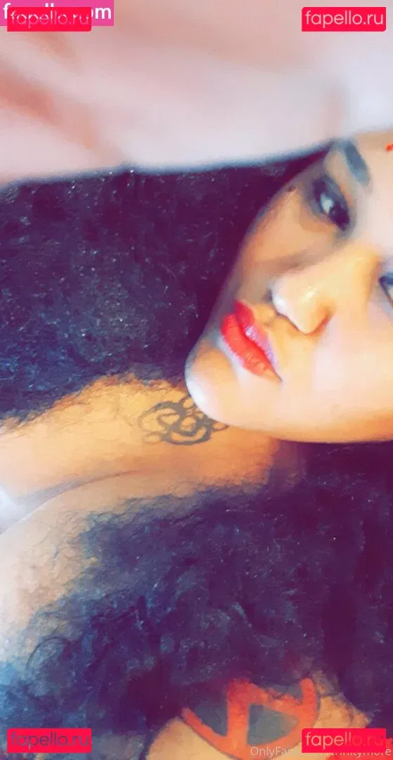 sinwithkim Onlyfans Photo Gallery 