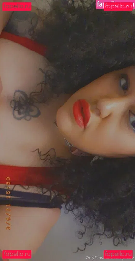 sinwithkim Onlyfans Photo Gallery 