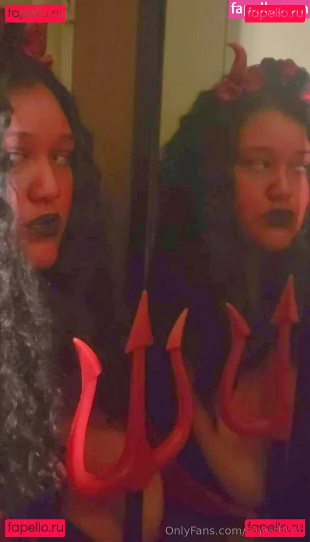 sinwithkim Onlyfans Photo Gallery 