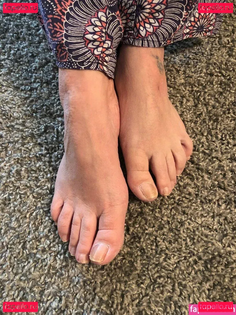 ajonesfeet Onlyfans Photo Gallery 