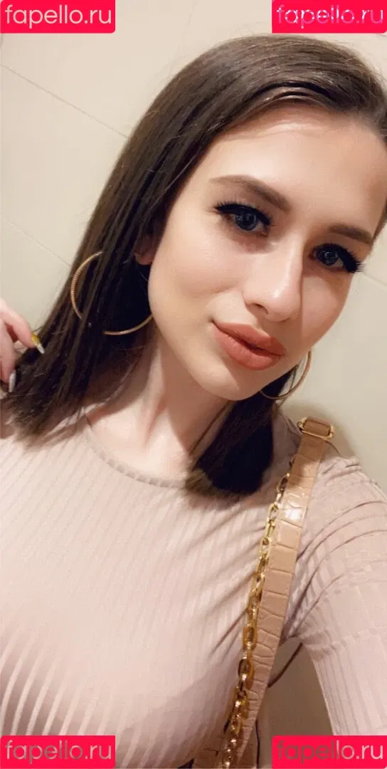 Chloe Carter Onlyfans Photo Gallery 