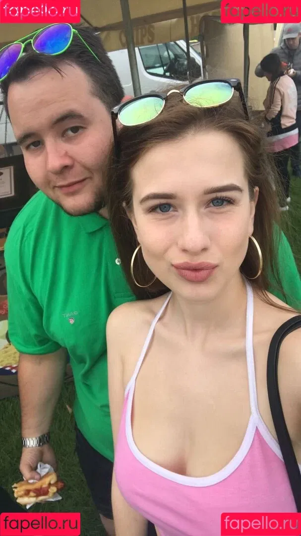 Chloe Carter Onlyfans Photo Gallery 