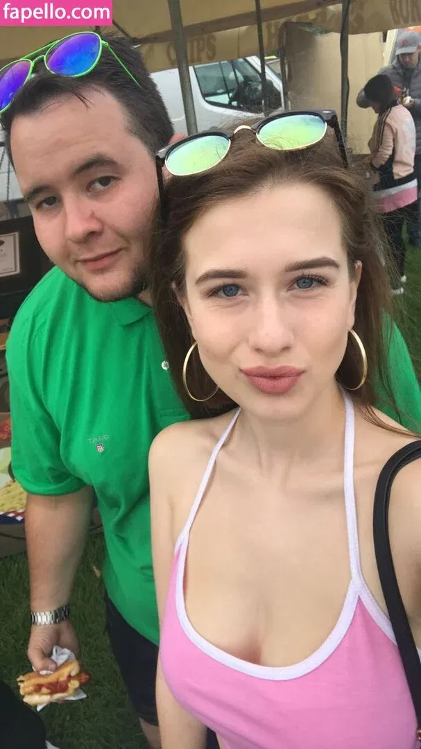 Chloe Carter Onlyfans Photo Gallery 