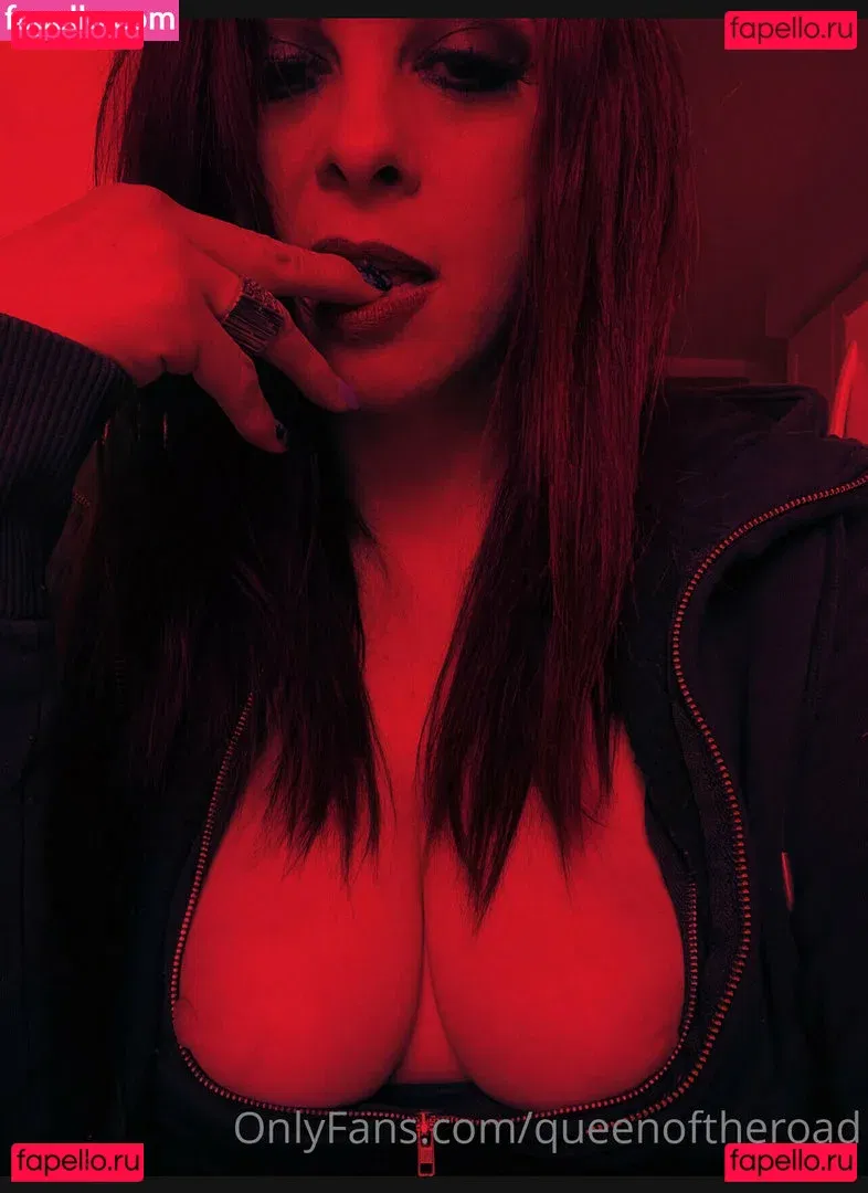 queenoftheroad Onlyfans Photo Gallery 