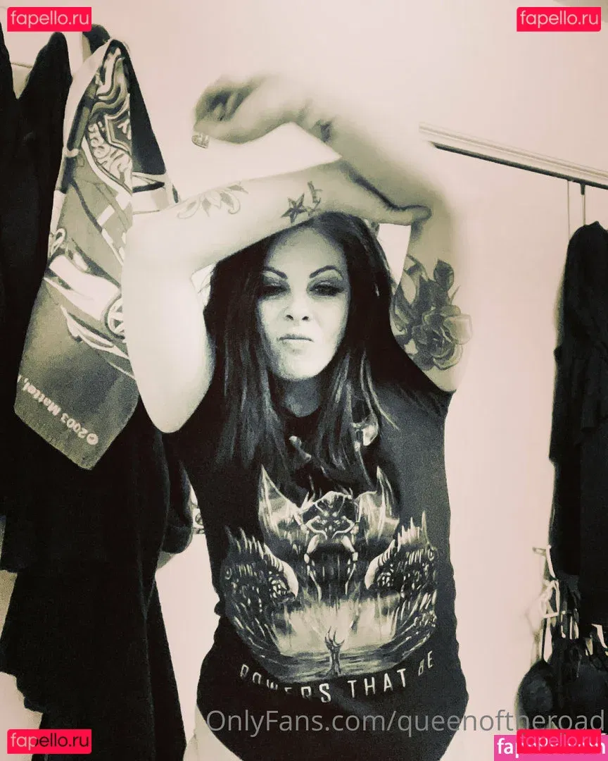 queenoftheroad Onlyfans Photo Gallery 