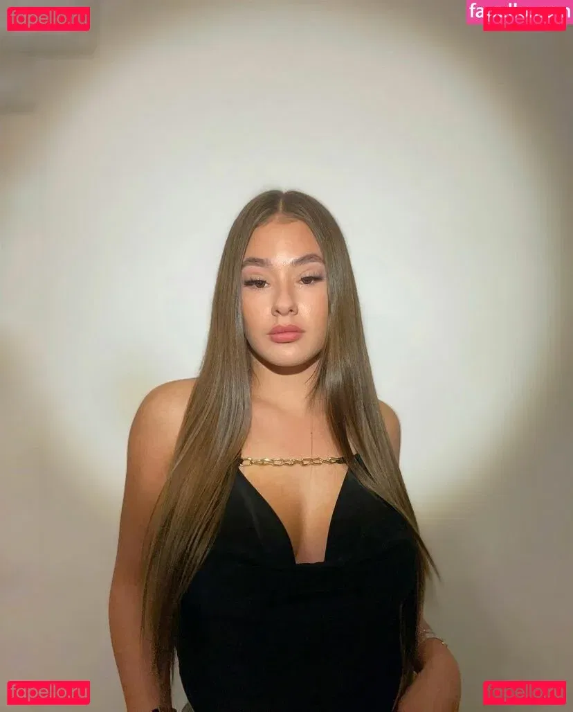 Sydney Etherington Onlyfans Photo Gallery 