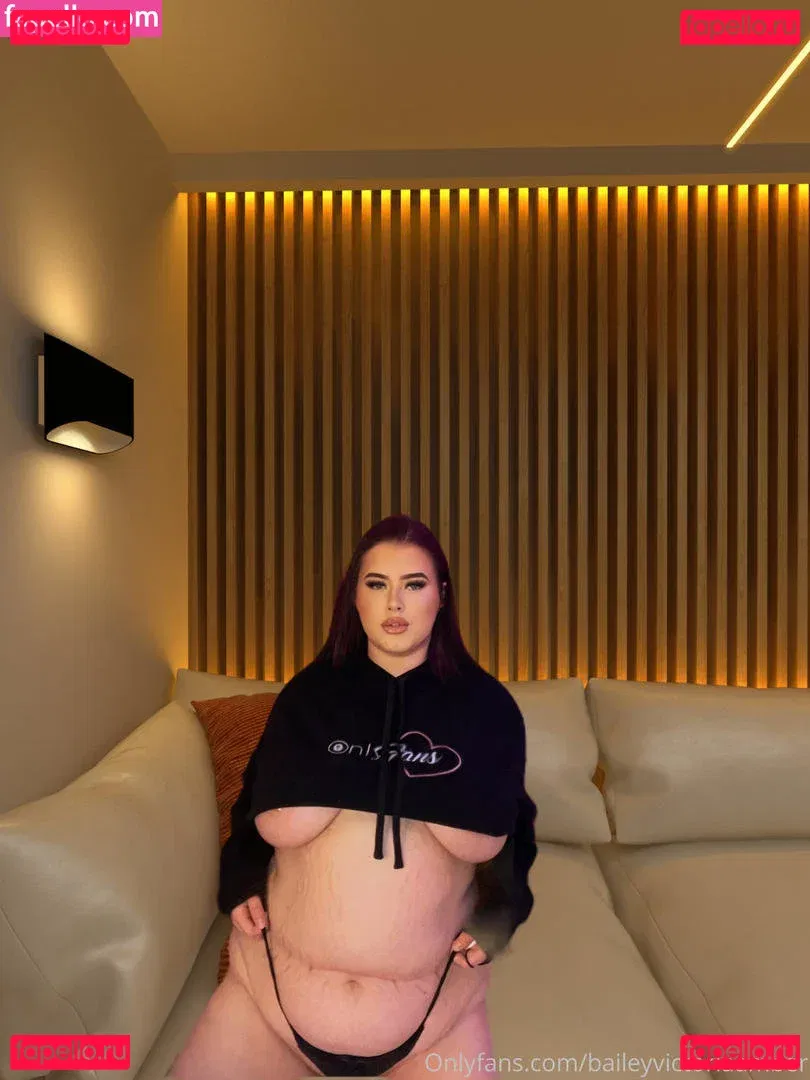 victoria_kellyy Onlyfans Photo Gallery 