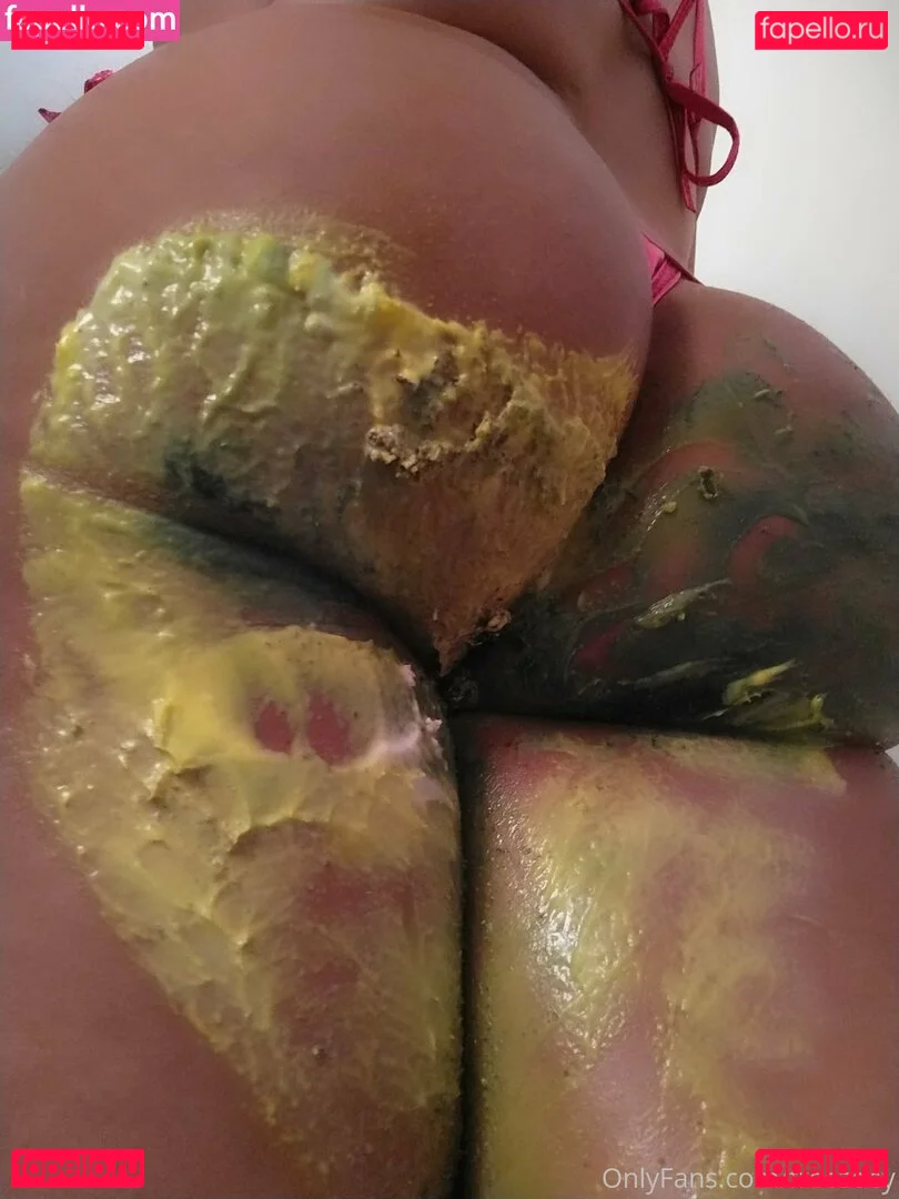 freezoey Onlyfans Photo Gallery 