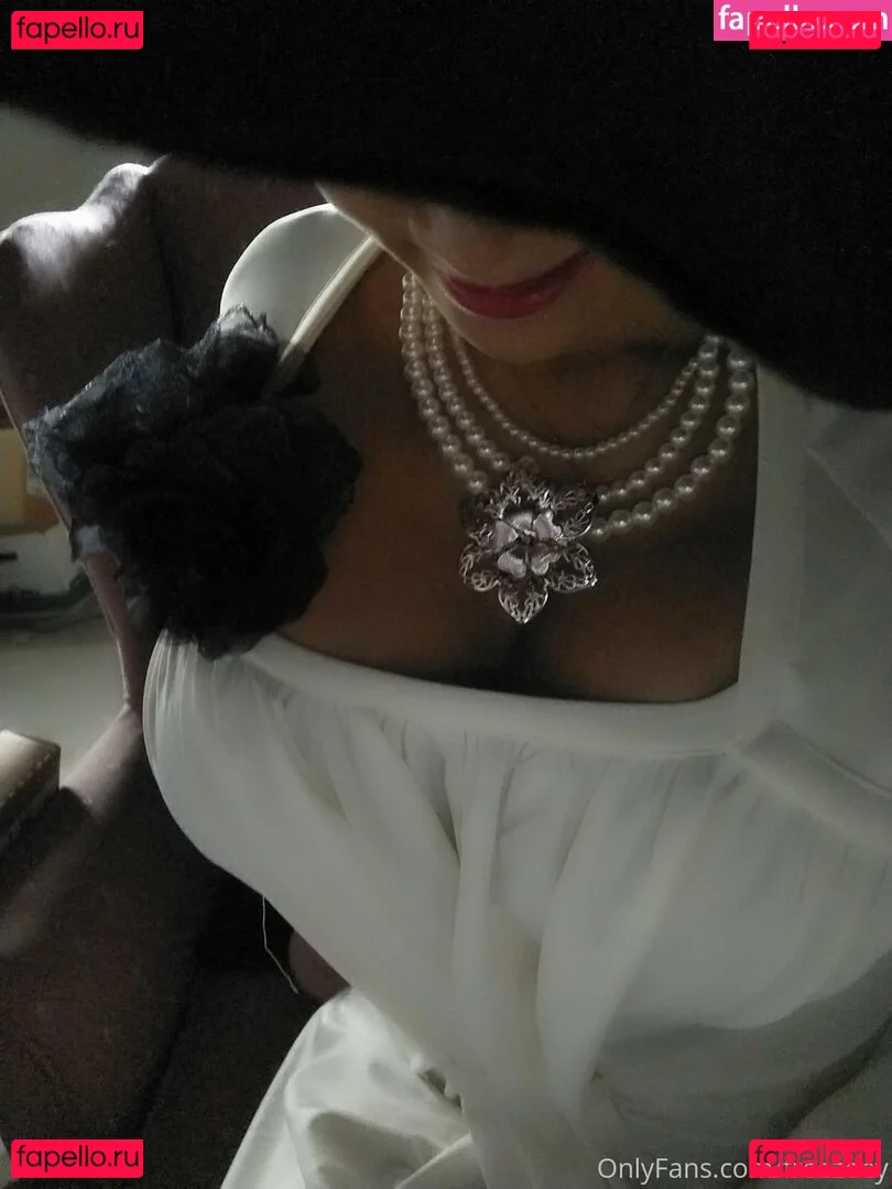 freezoey Onlyfans Photo Gallery 