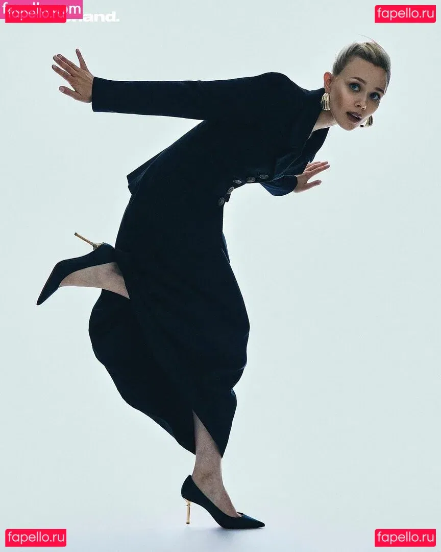 Ivanna Sakhno Onlyfans Photo Gallery 