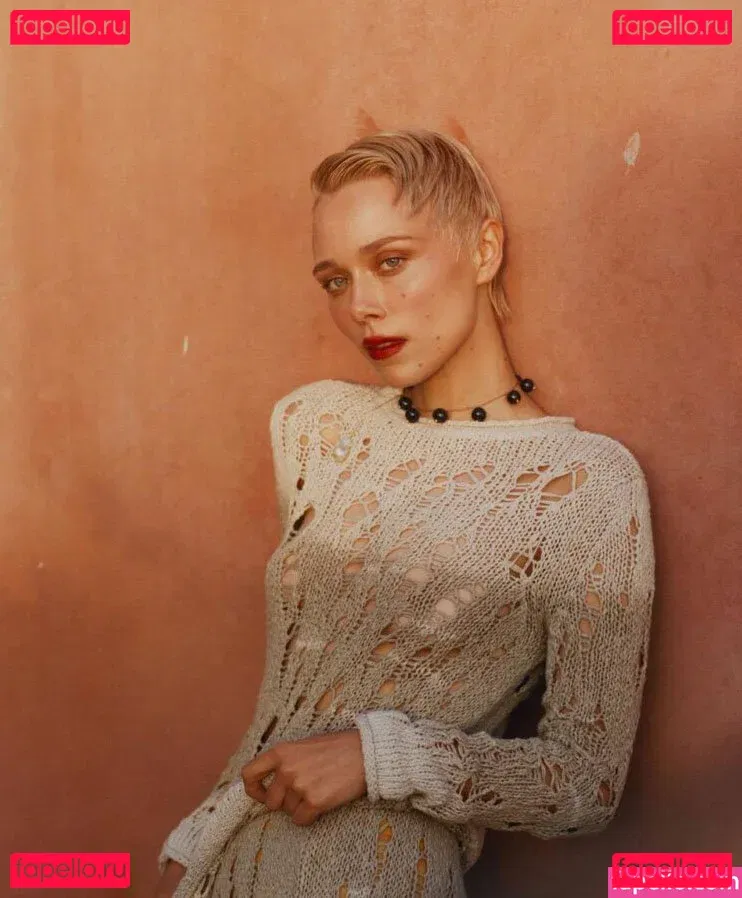 Ivanna Sakhno Onlyfans Photo Gallery 