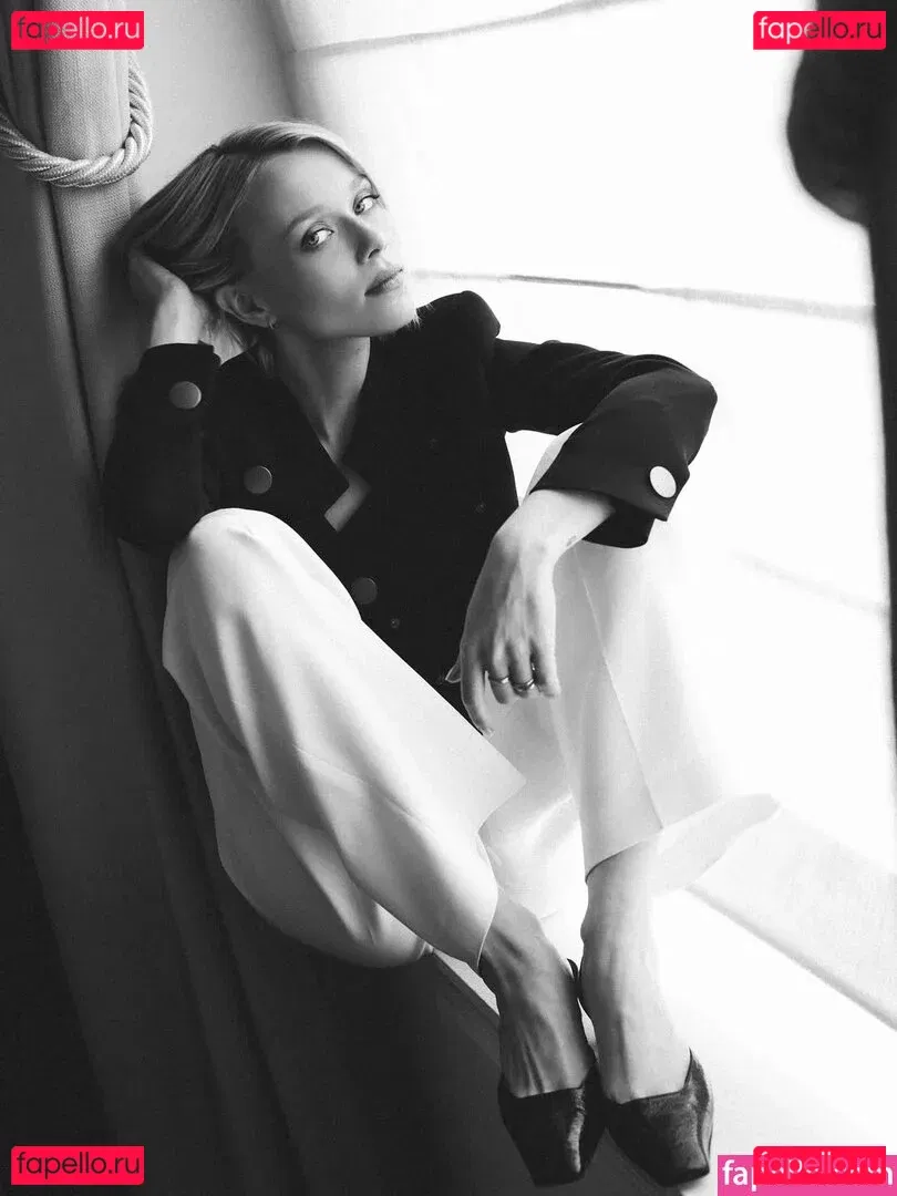 Ivanna Sakhno Onlyfans Photo Gallery 