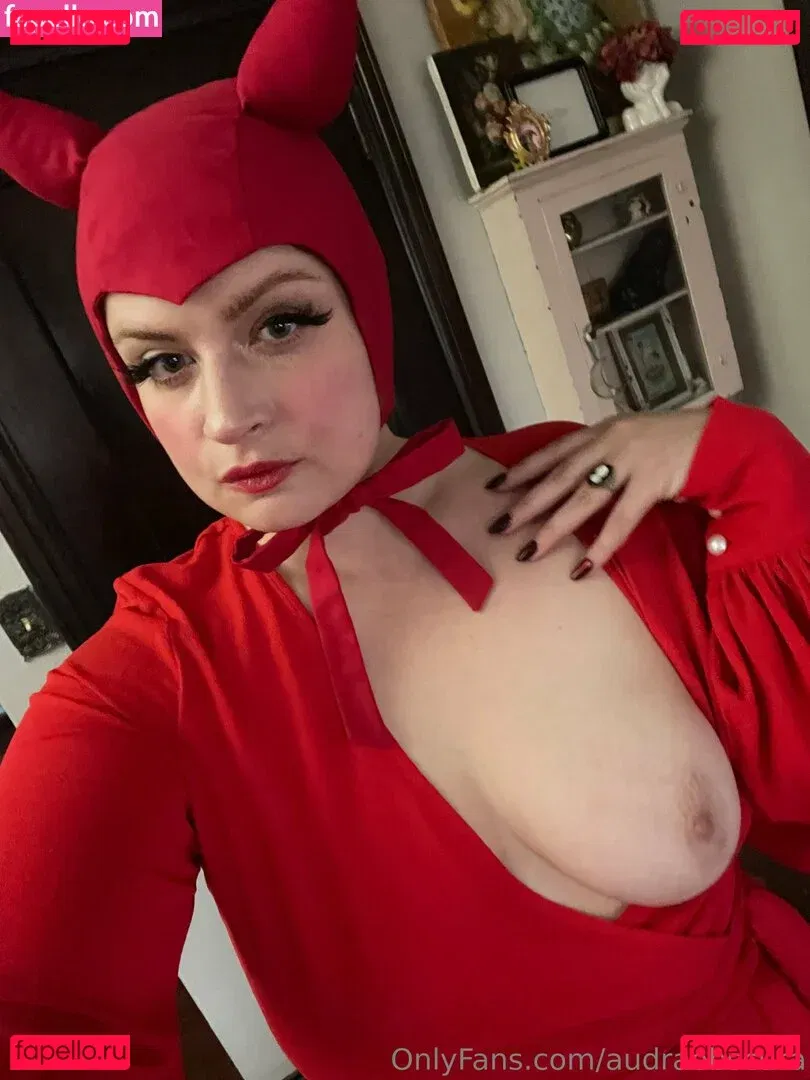 audraobscura Onlyfans Photo Gallery 