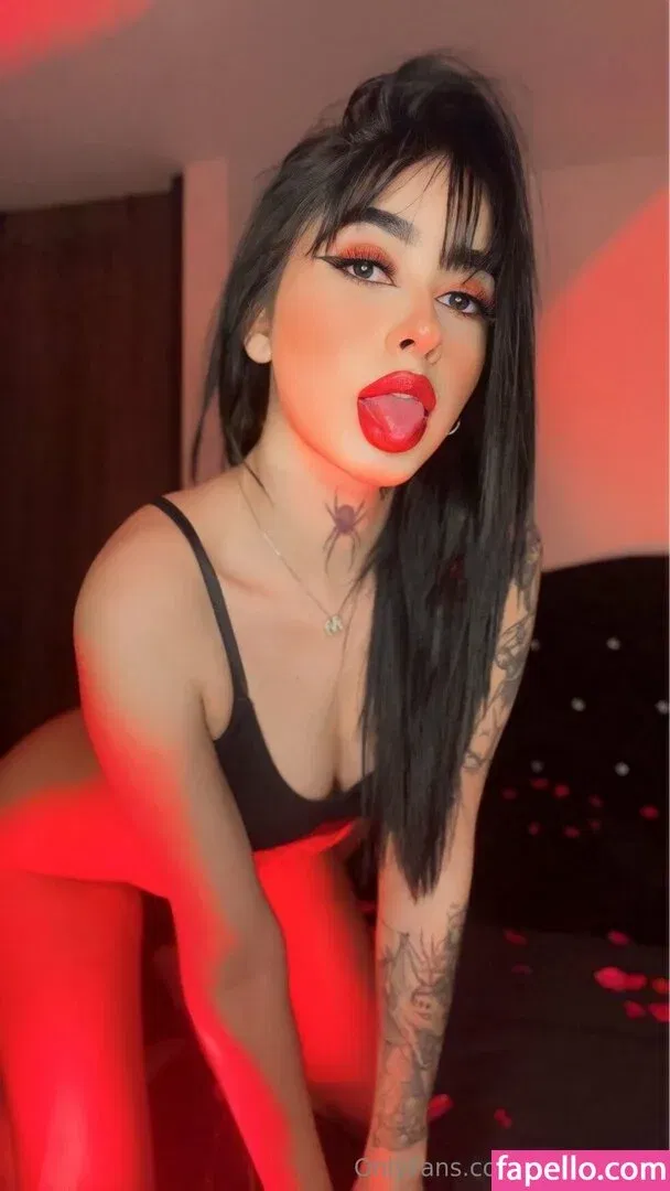 itsscarlettx Onlyfans Photo Gallery 