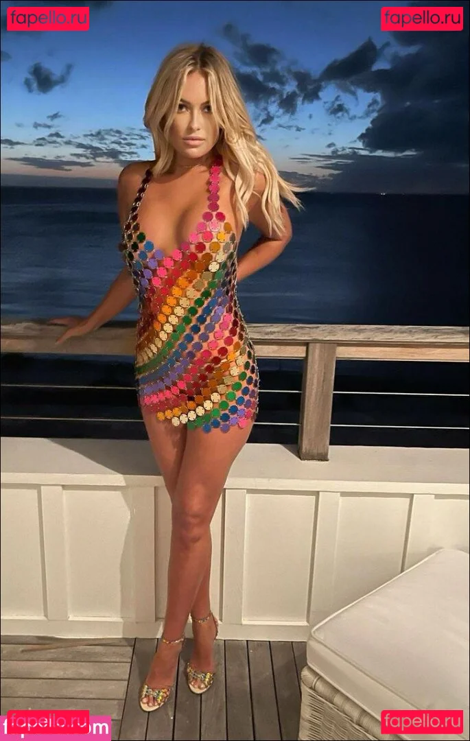 Paulina Gretzky Onlyfans Photo Gallery 