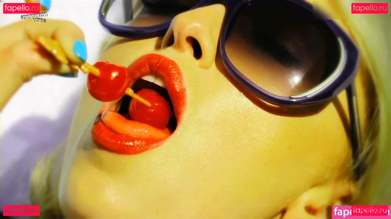 Paulina Gretzky Onlyfans Photo Gallery 