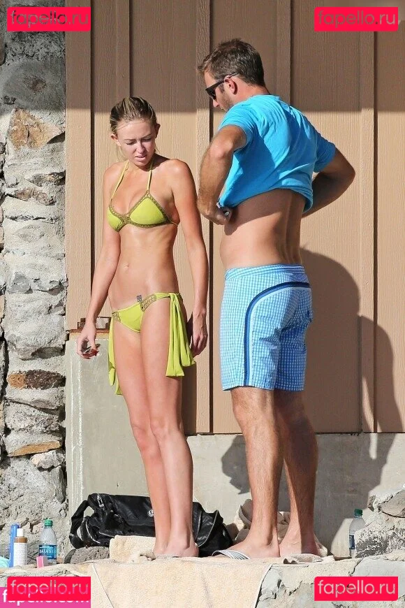 Paulina Gretzky Onlyfans Photo Gallery 