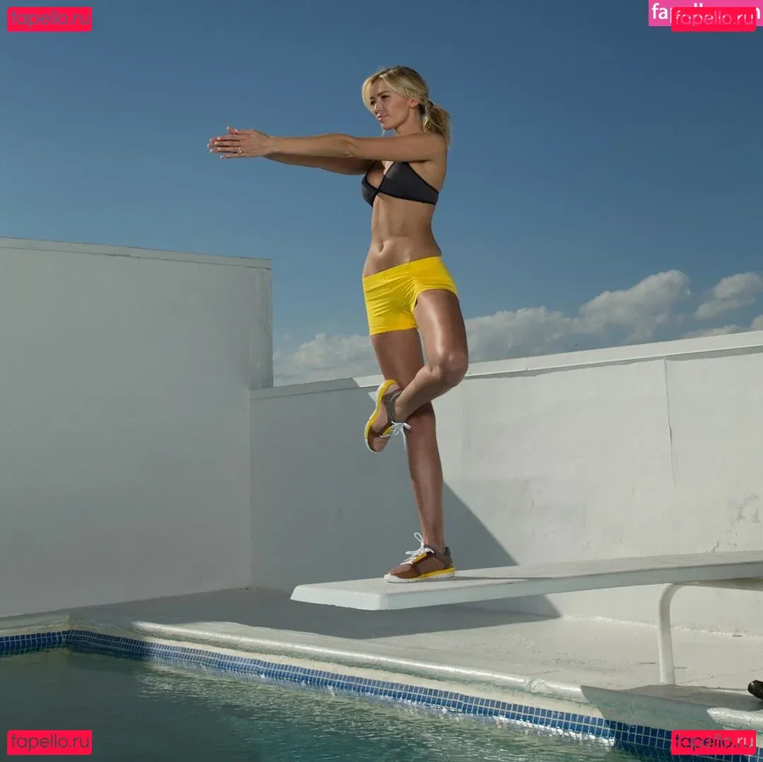 Paulina Gretzky Onlyfans Photo Gallery 