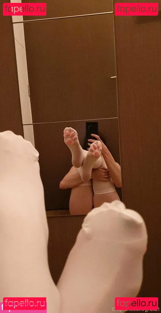 grullabby Onlyfans Photo Gallery 