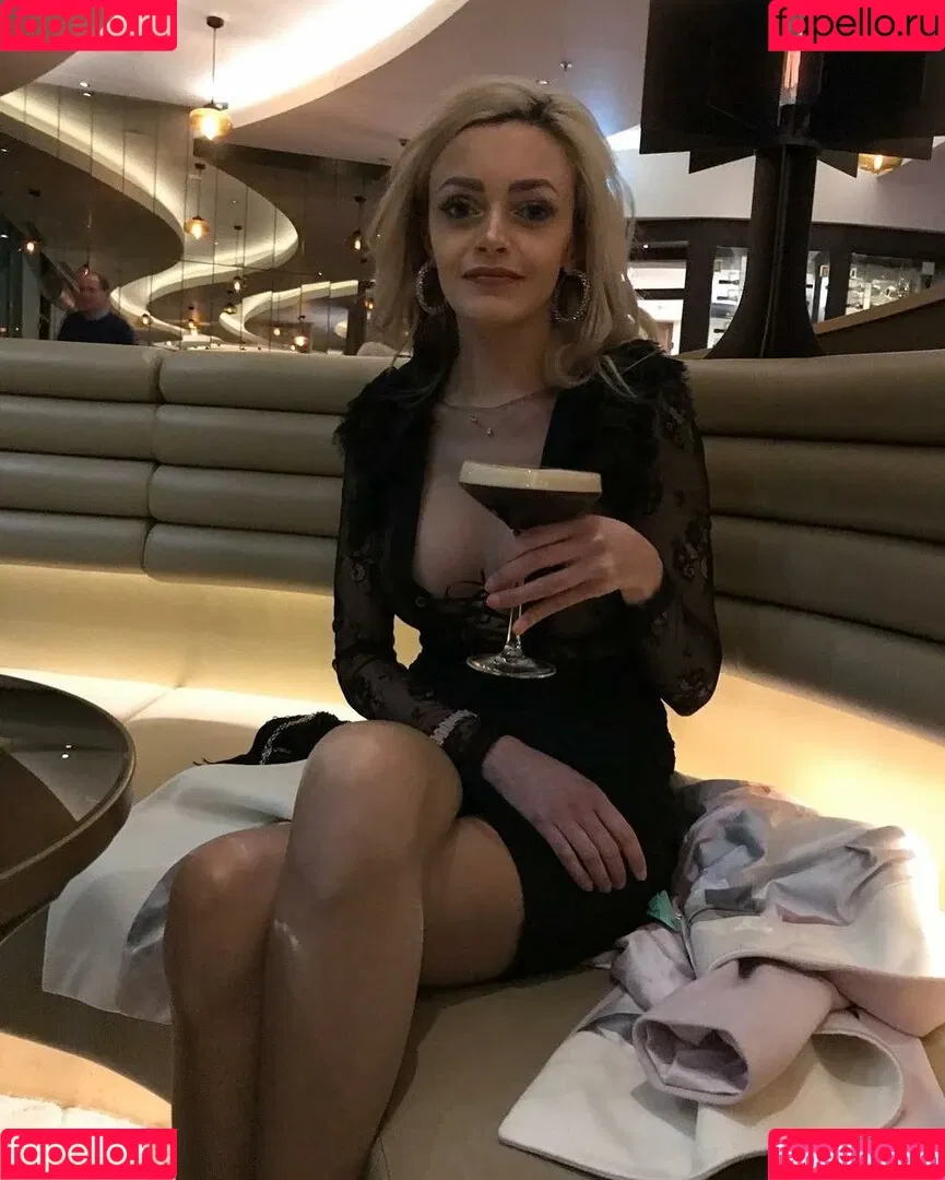 Kalina Balimezova Onlyfans Photo Gallery 