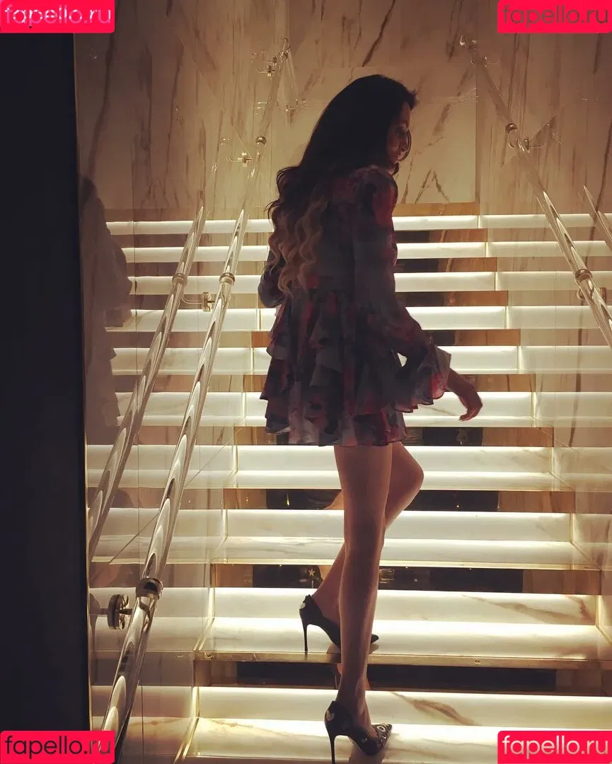 Kalina Balimezova Onlyfans Photo Gallery 
