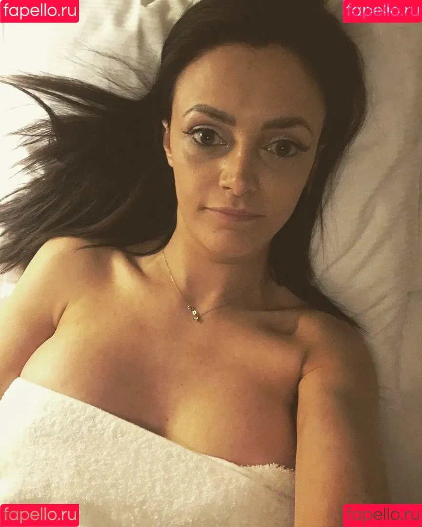Kalina Balimezova Onlyfans Photo Gallery 
