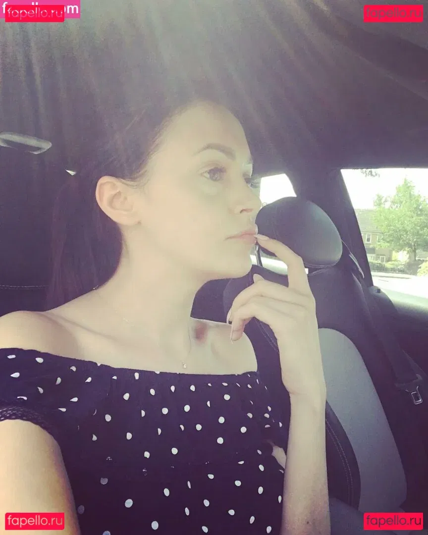 Kalina Balimezova Onlyfans Photo Gallery 