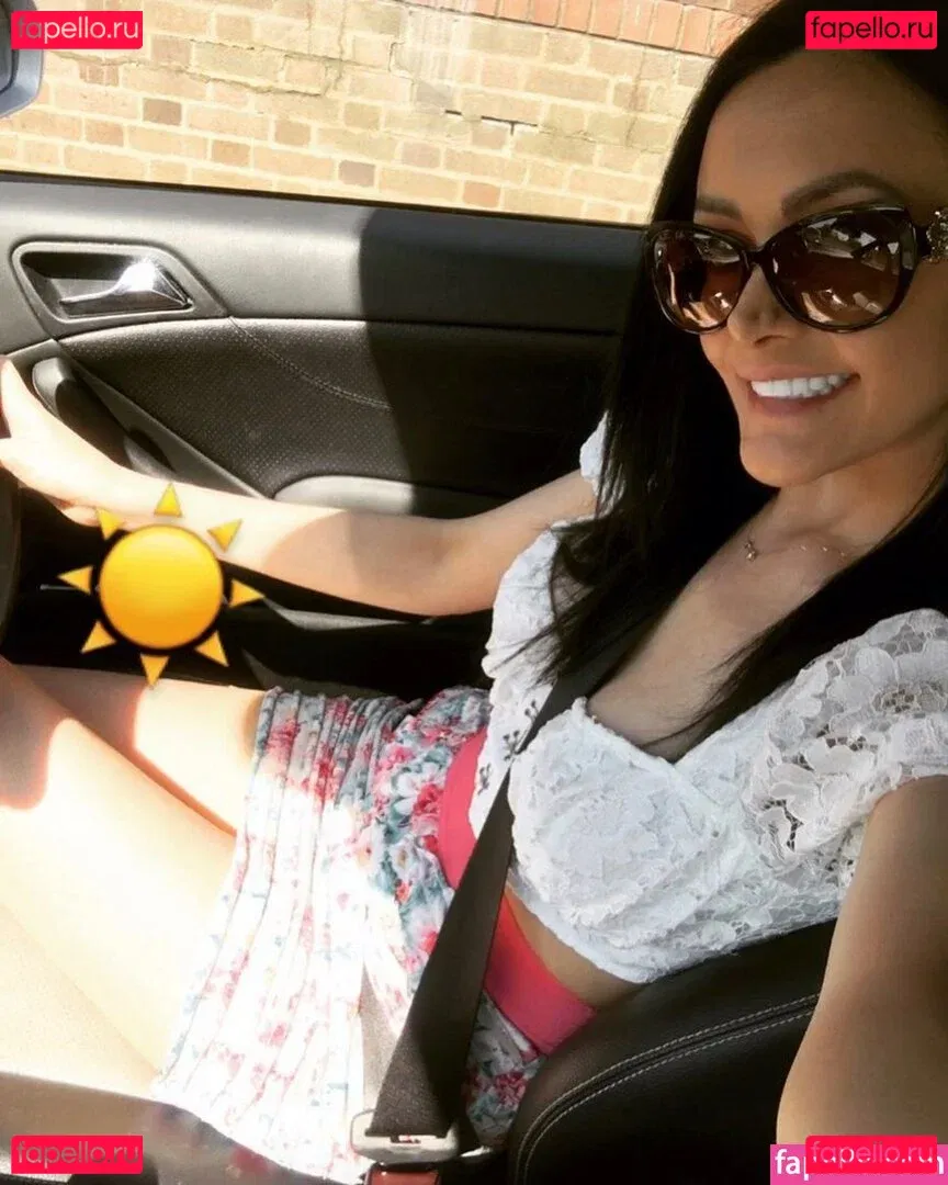 Kalina Balimezova Onlyfans Photo Gallery 