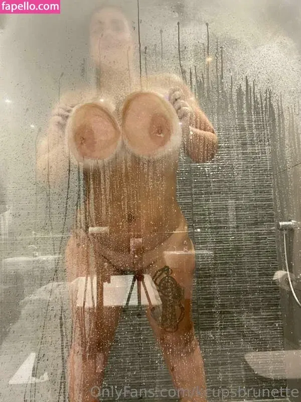 Kcupsbrunette Onlyfans Photo Gallery 