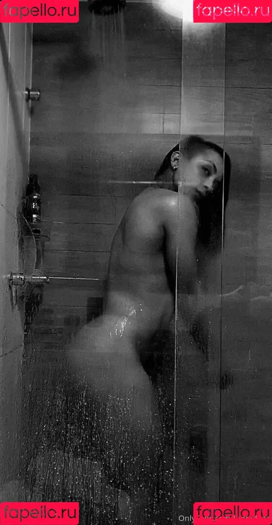 Karen Feaz Onlyfans Photo Gallery 