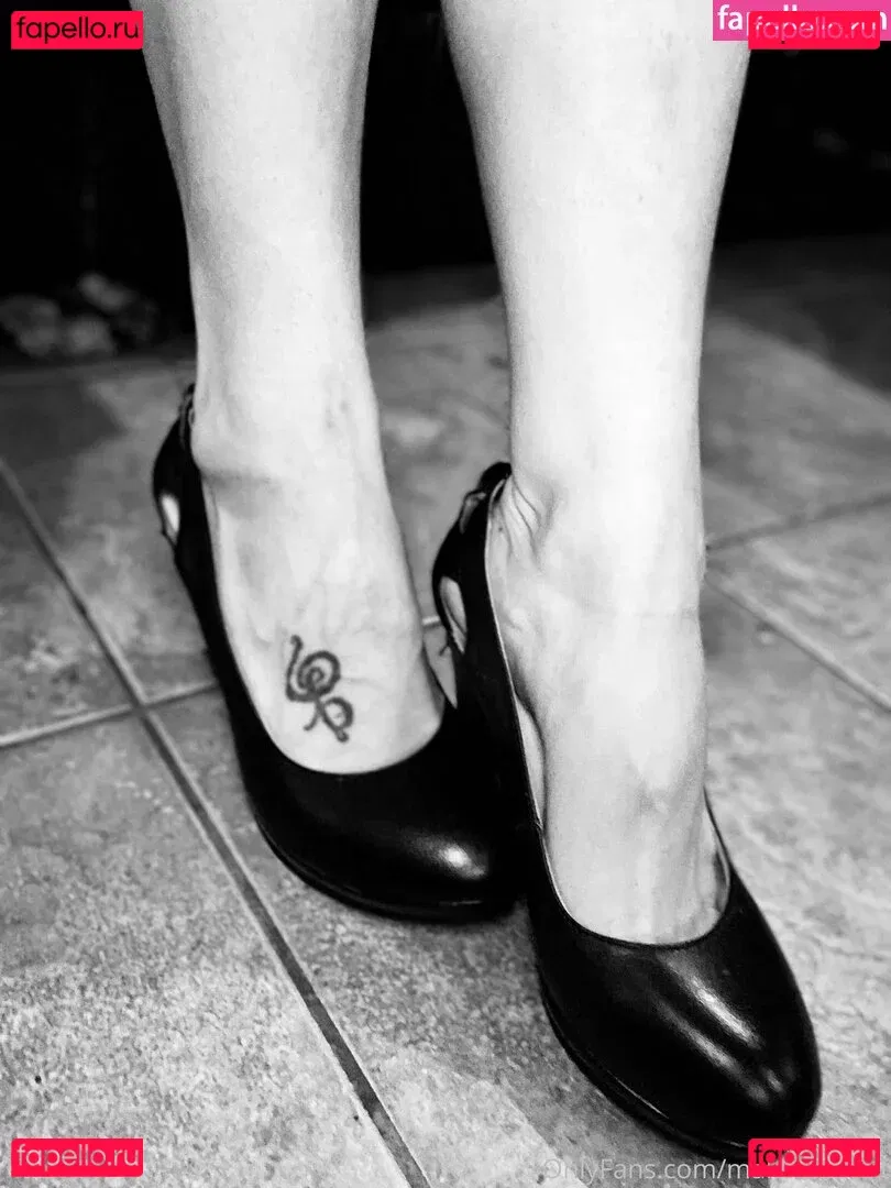 makememelt Onlyfans Photo Gallery 