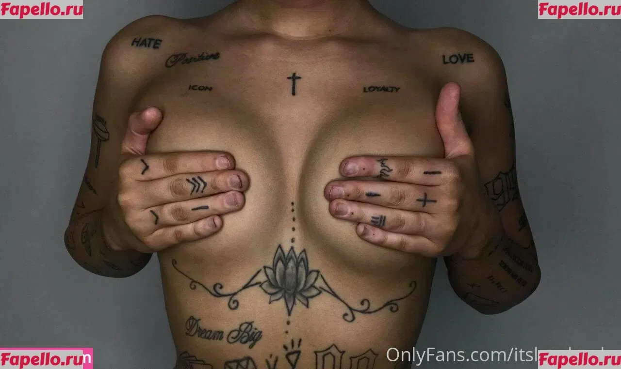 itslucybanks Onlyfans Photo Gallery 