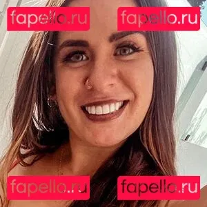 itslucybanks Onlyfans Photo Gallery 