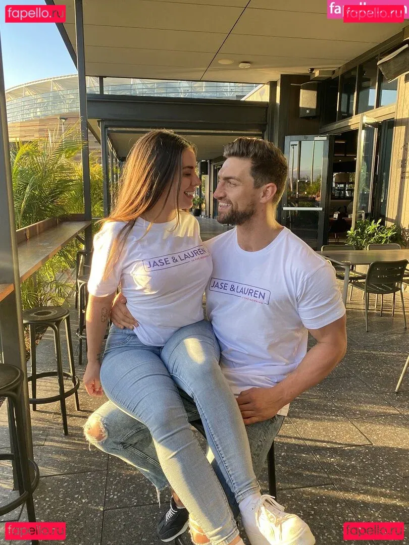 itslucybanks Onlyfans Photo Gallery 