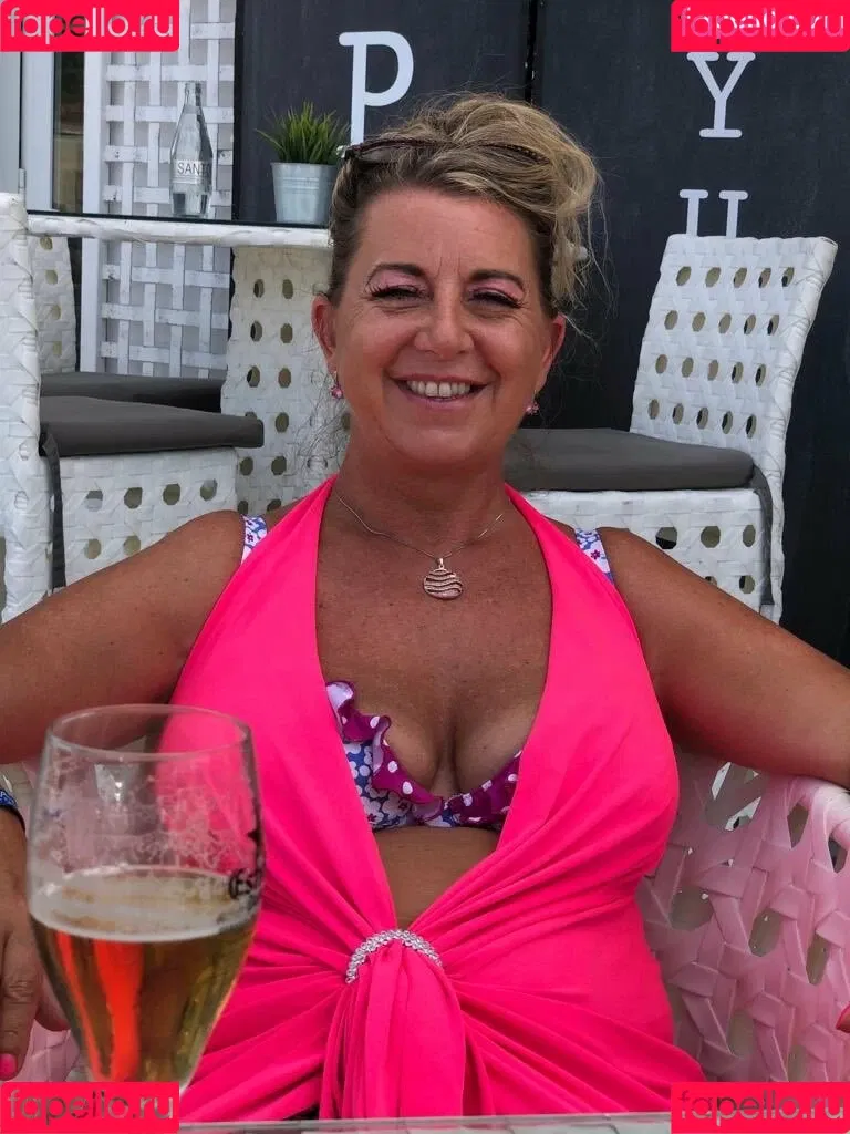 Queenmilfy Onlyfans Photo Gallery 