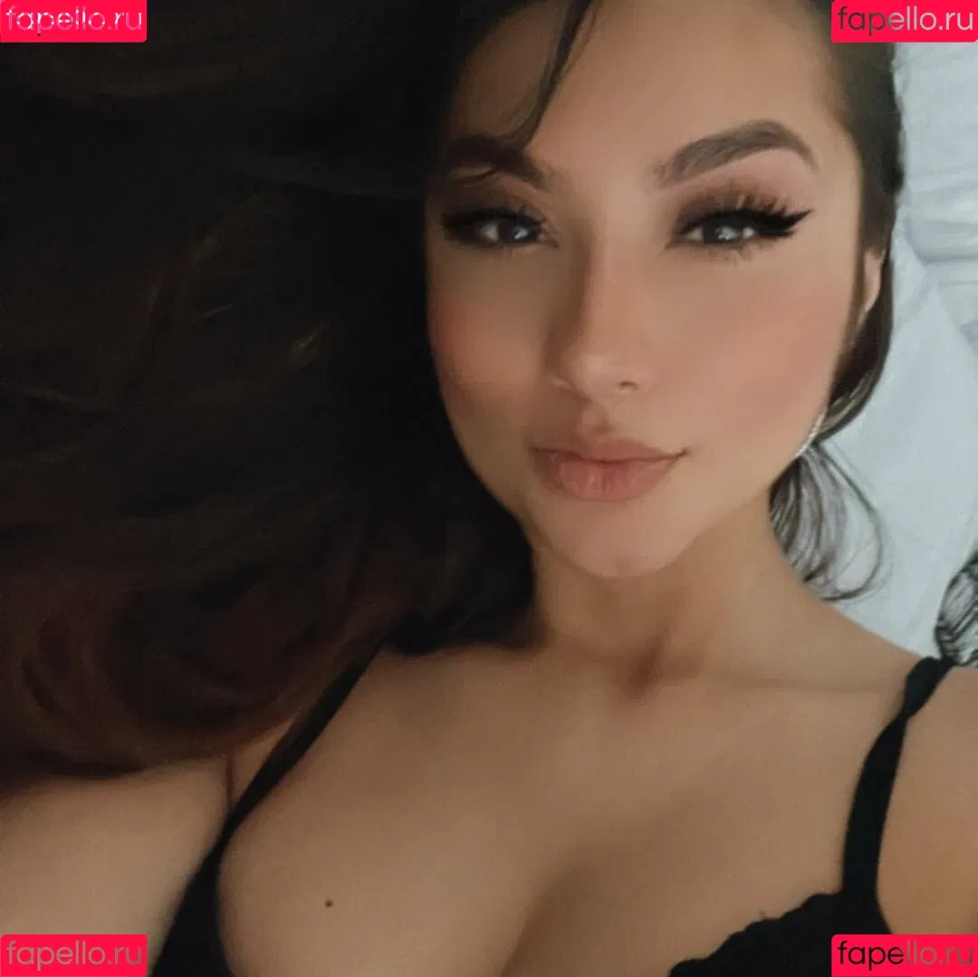 Theegoldenrose Onlyfans Photo Gallery 
